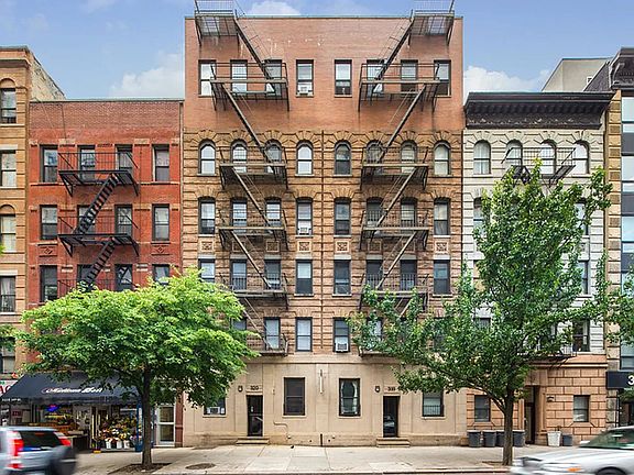 5th image of 320 E 34th St APT 3A