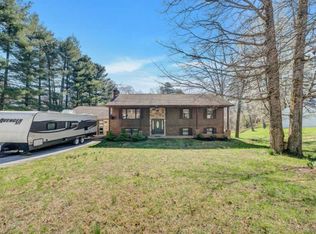 249 Rainbow Forest Dr, Blue Ridge, VA 24064