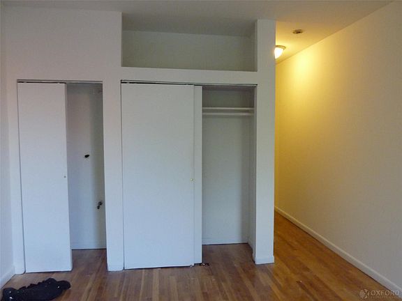 5th image of 71 Columbia St APT 4B