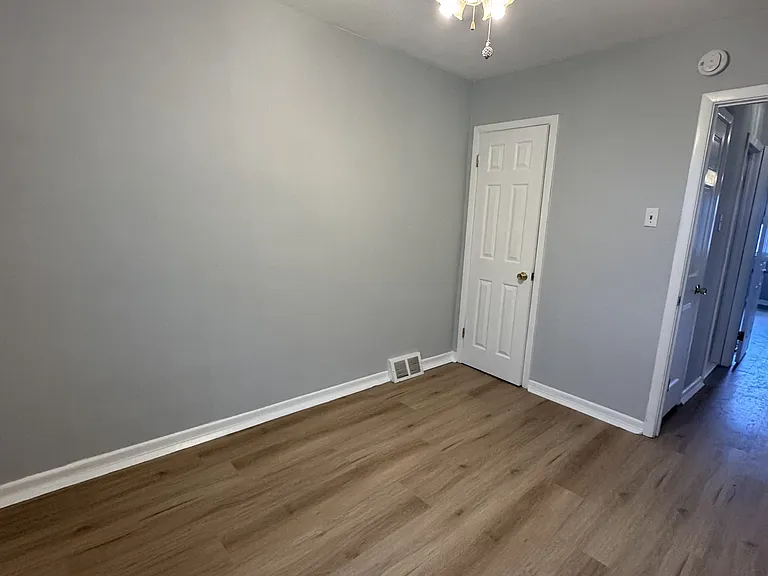 12004 Salina Pl — Photo 13