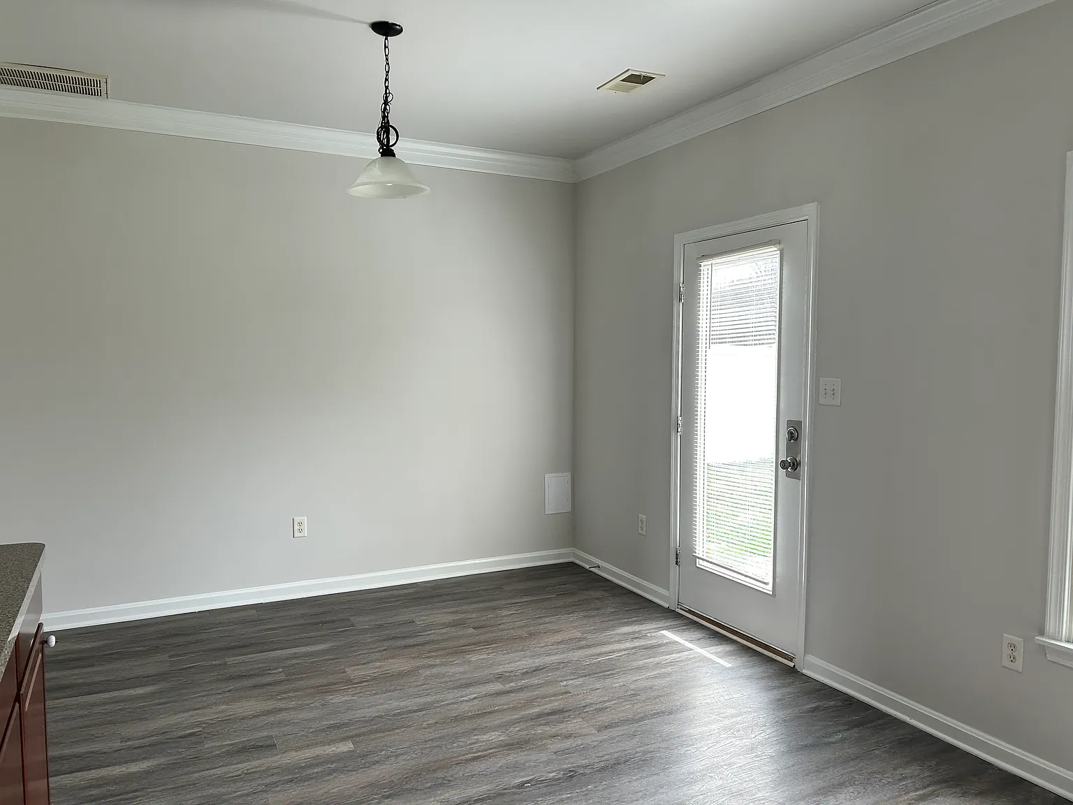 11872 White Pine Dr — Photo 3