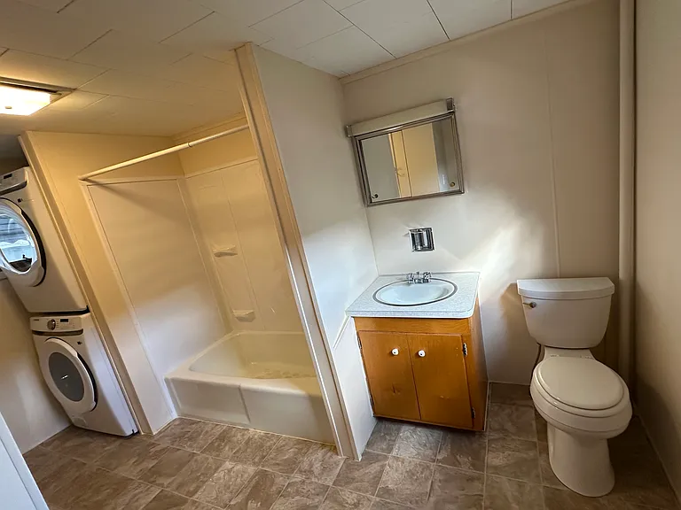 317 Saint John St #2 — Photo 7