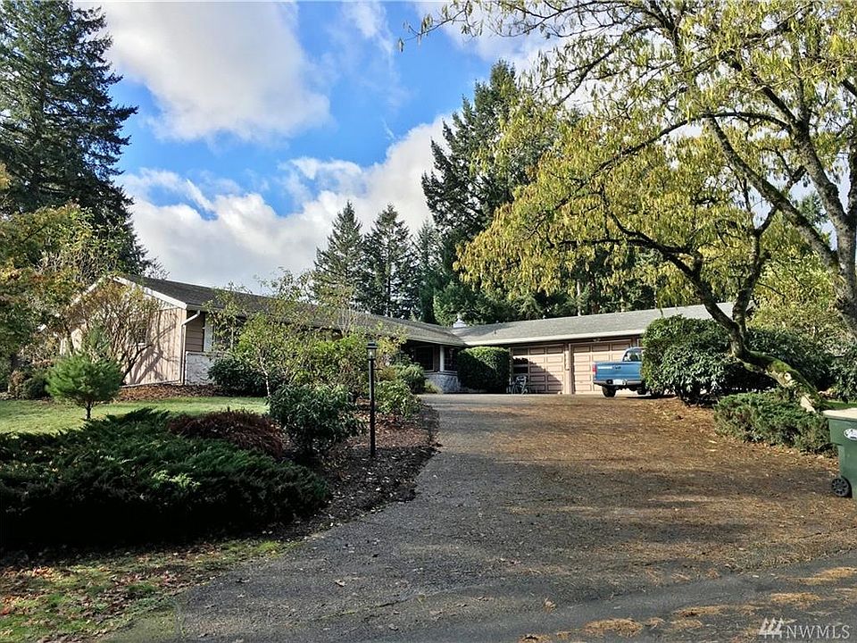 1st image of 6404 Sierra Dr SE