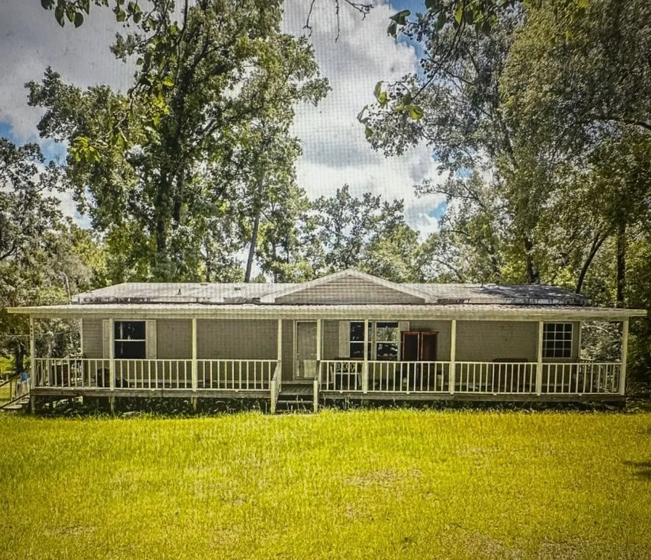 3 bed, $2,000 — Photo 1
