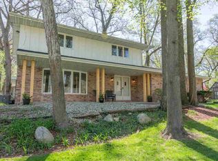 52016 Carriage Hills Dr, South Bend, IN