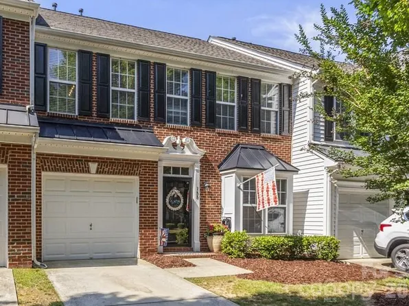155 Cypress Landing Dr, Mooresville, NC 28117