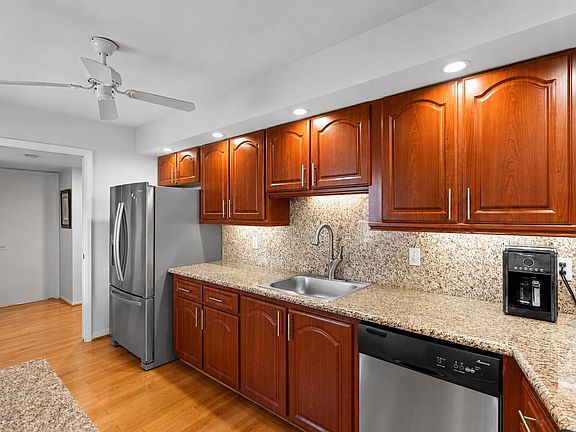 3rd image of 625 Oaks Drive #405