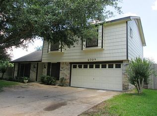 2703 Fir Crest Ct, Stafford, TX 77477