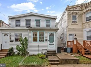 48 S Maple Ave, Lansdowne, PA 19050