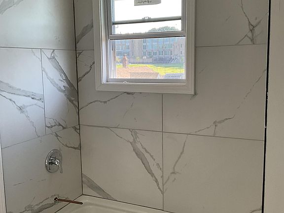 2nd image of 126 Adams St #1
