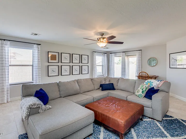 3868 W Carlos Ln — Photo 13