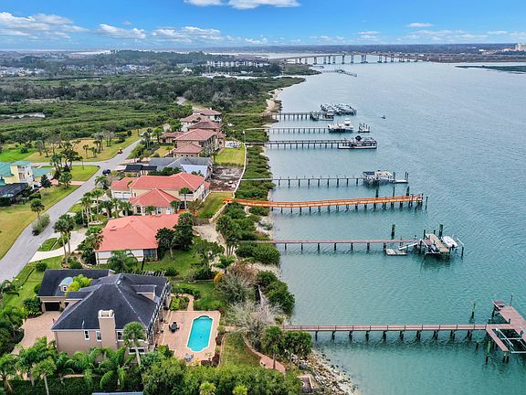 4th image of 150 Pelican Reef Dr