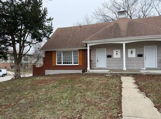 1008 NW Range St, Blue Springs, MO 64015