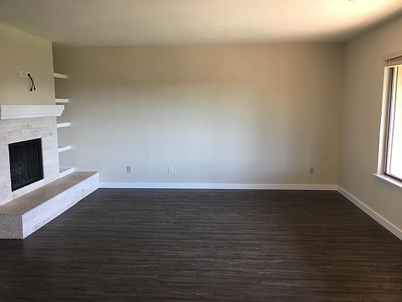3rd image of 126 Blue Wing Dr APT 5