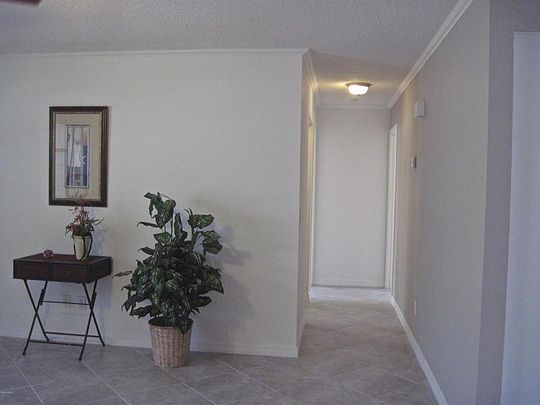 5th image of 2025 Cypress Lake Dr