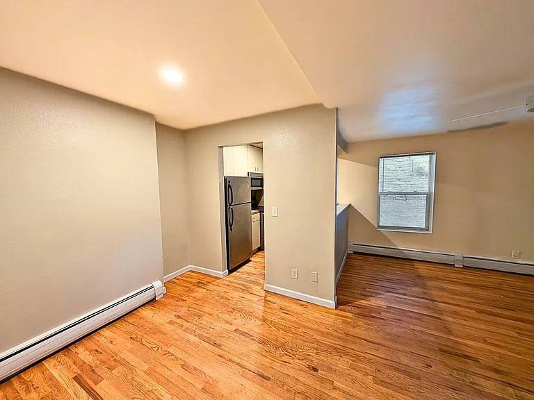 1940 W 32nd Ave #201 — Photo 3