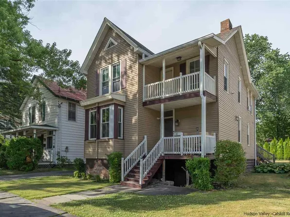 82 Abruyn St, Kingston, NY 12401