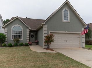 285 Fairway Ct, Newnan, GA 30265