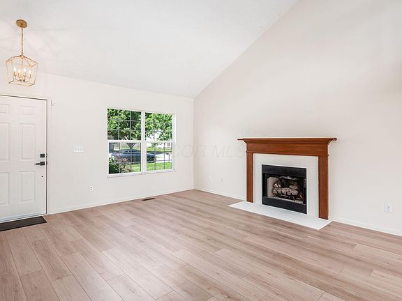 4th image of 3918 Highland Bluff Dr