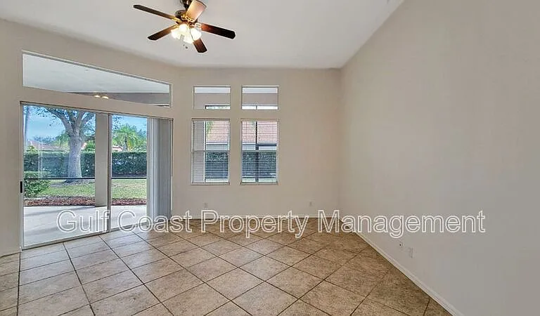 6836 Bay Hill Dr — Photo 10