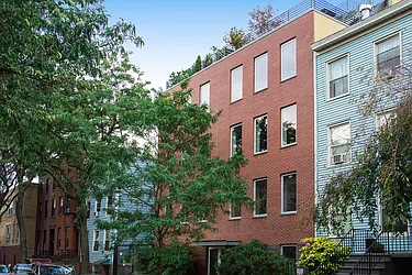 348 Sackett Street in Carroll Gardens