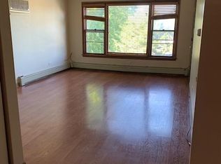 6239 Birmingham St APT 3W, Chicago Ridge, IL 60415