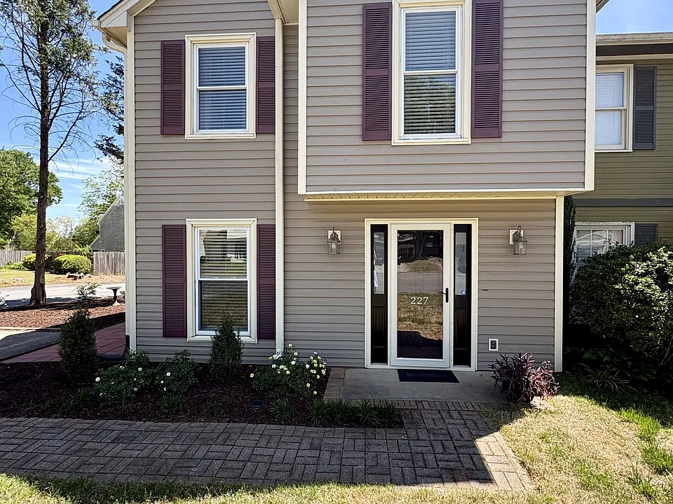 227 Old Towne Rd #1