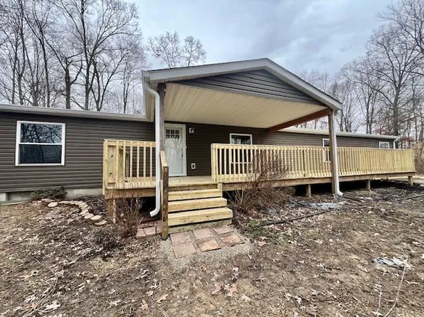 21 Hill St, Coalton, OH 45621