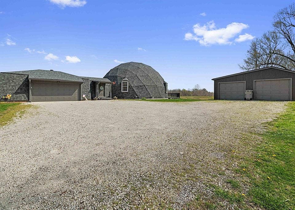 1st image of 5425 Newbolt Rd