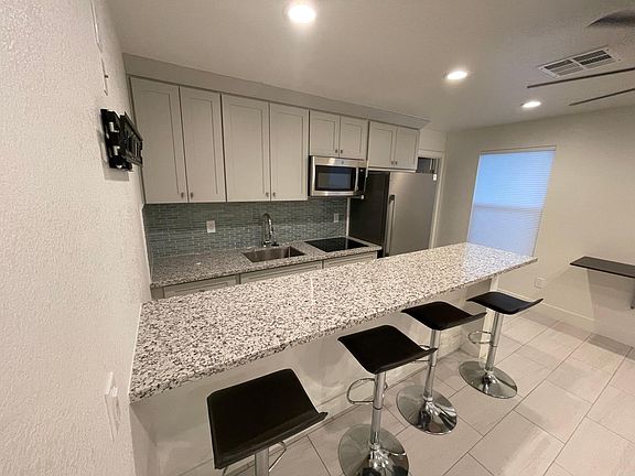 3rd image of 4985 N Tenaya Way