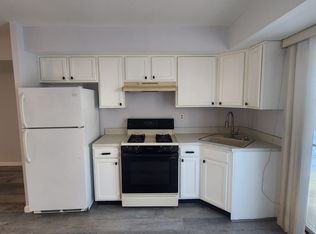 27 Spruce Ln #A, Staten Island, NY 10309