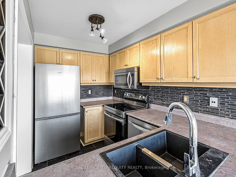 284 Pinnacle Trl — Photo 14