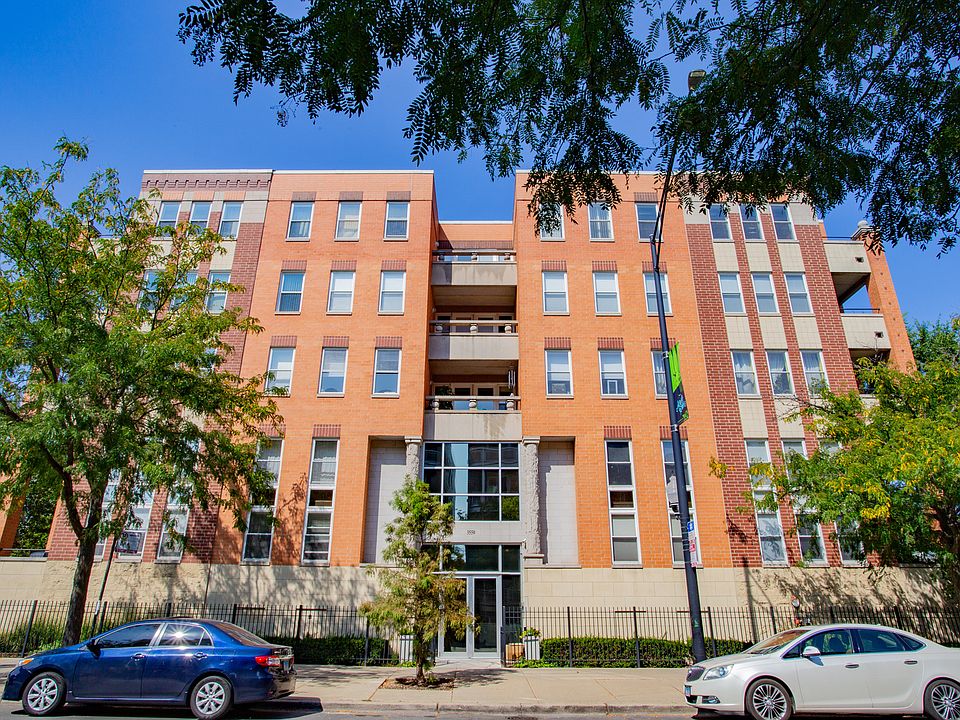 1st image of 3550 W Montrose Ave Unit 505