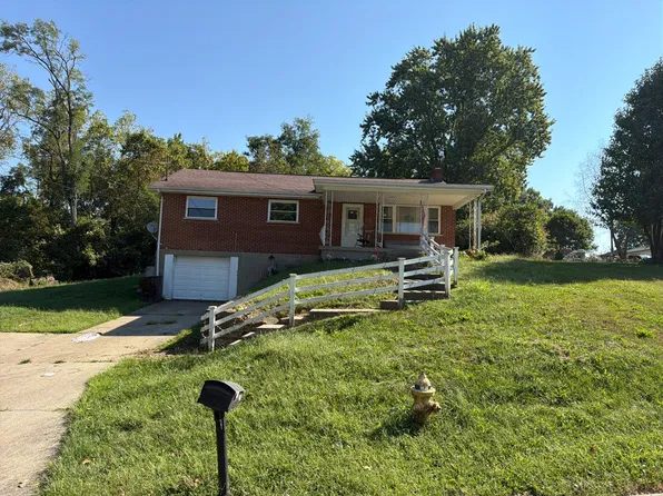 823 Lytle Ave, Elsmere, KY 41018