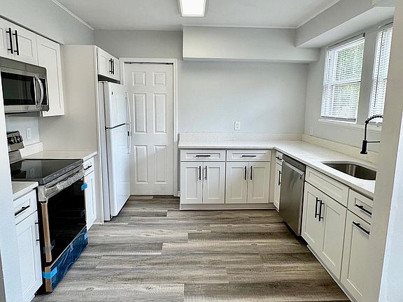 3rd image of 1207 E 26th Ave