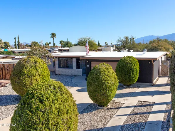 1821 S Rocky Mountain Dr, Tucson, AZ 85710