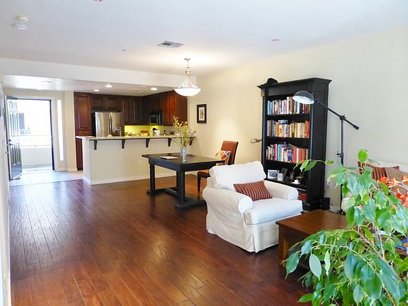 5th image of 301 W G St Unit 418