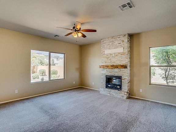 4th image of 25982 W Potter Dr