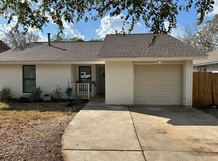 1908 Castle Gate Cir, San Marcos, TX 78666