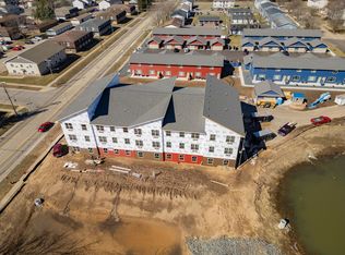 2460 Golf Rd #208, Eau Claire, WI 54701