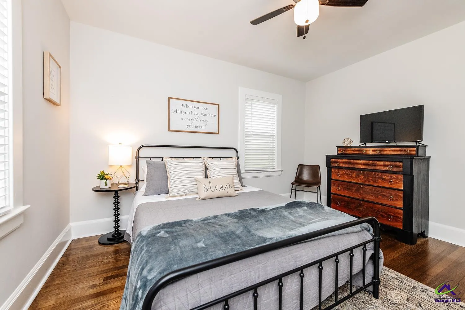 4 bed, 2.0 bath, 1485 sqft, $3,500 — Photo 4