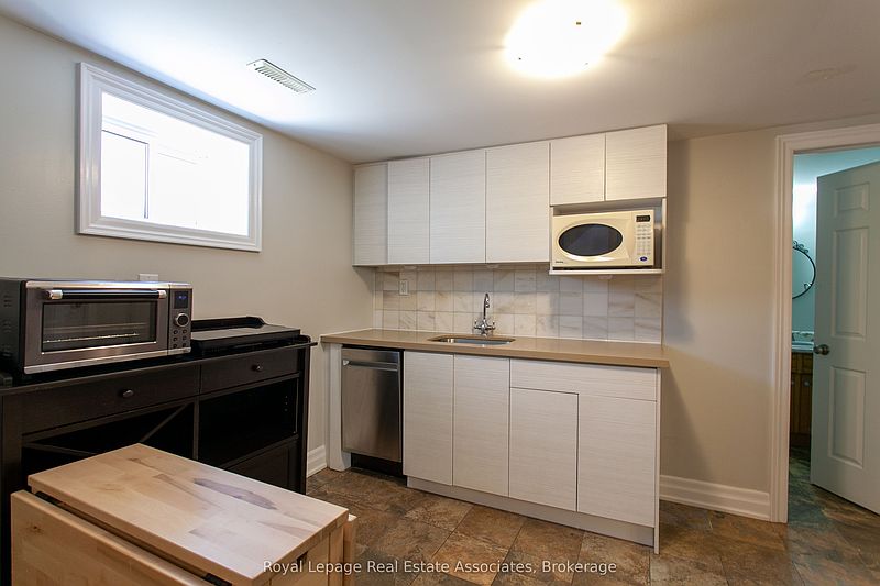 Toronto House for rent - 1 Bedroom — photo 8