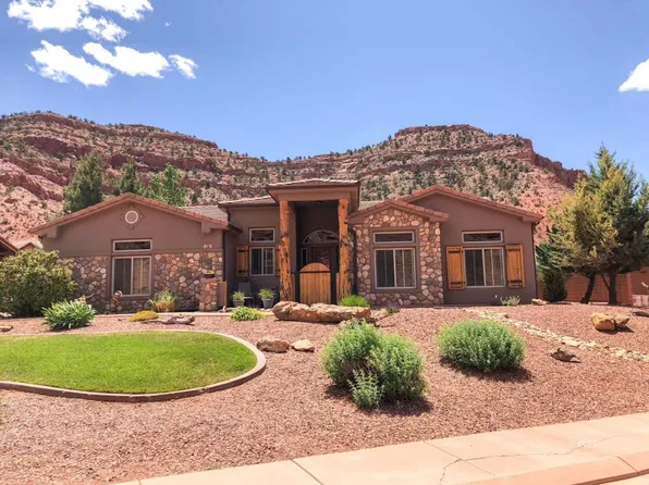 570 E Broken Arrow Cir, Kanab, UT 84741