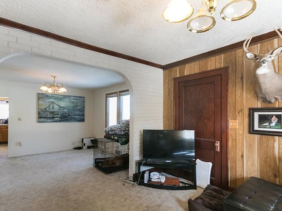 5th image of 1685 Edgerton St