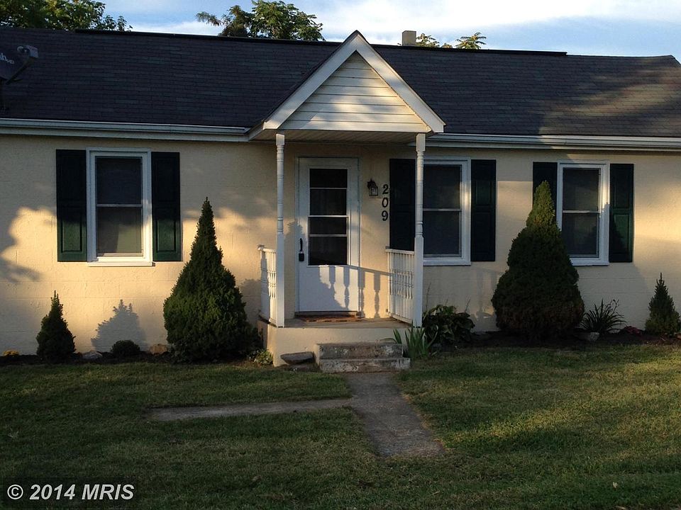 1st image of 209 Hanshew Ln