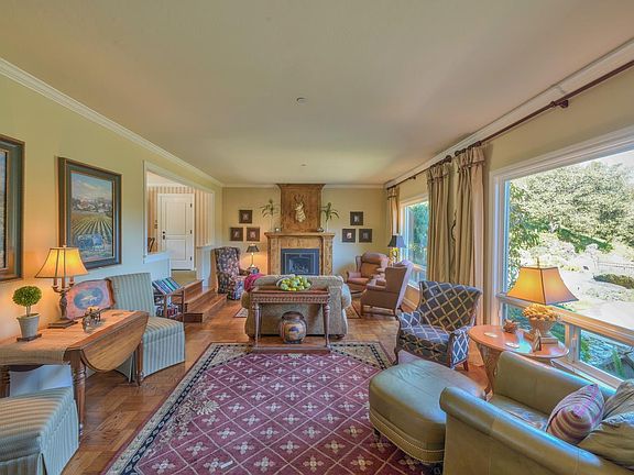 5th image of 190 San Benancio Rd