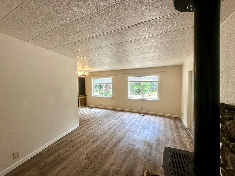 11405 Hamaker Mountain Rd — Photo 9