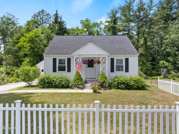 2 Tower Street, Guilderland, NY 12084