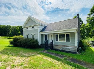 25 McLean Rd, Cortland, NY 13045