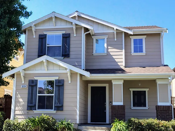 3034 Roadrunner Dr, Fairfield, CA 94533